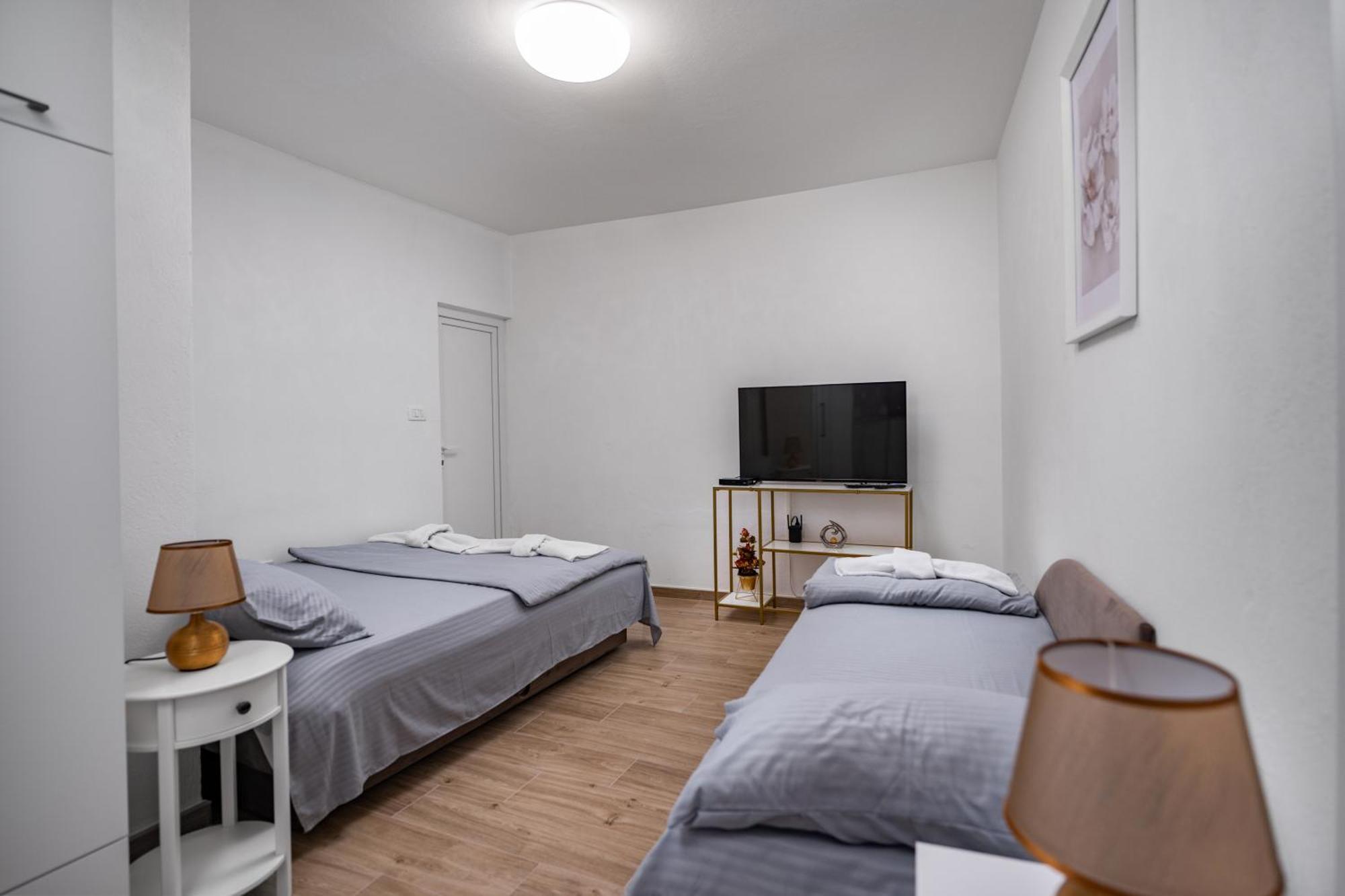 Apartmani Kaan Podgorica Exterior photo