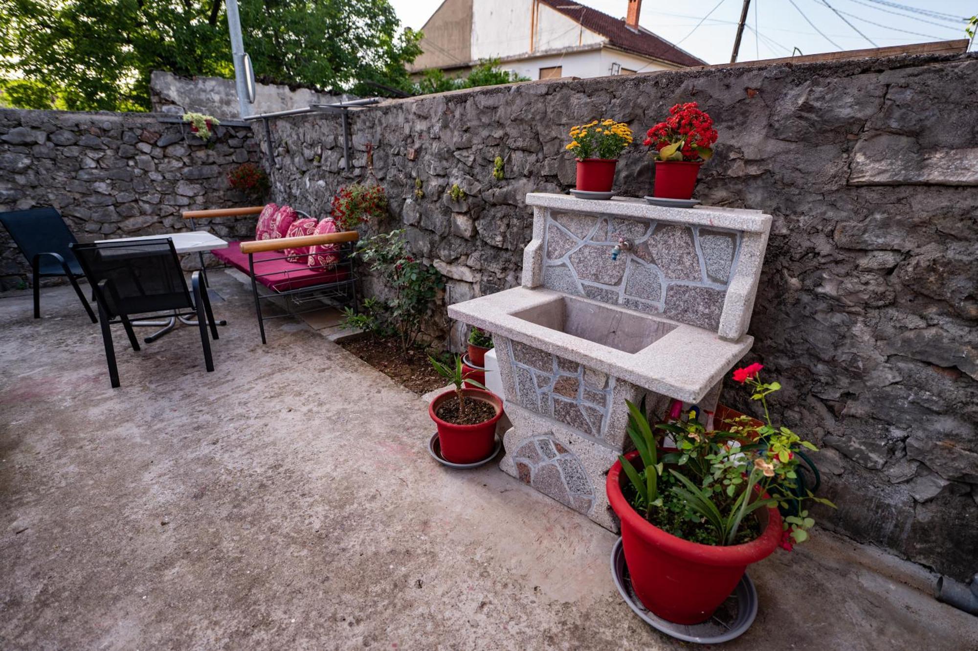 Apartmani Kaan Podgorica Exterior photo